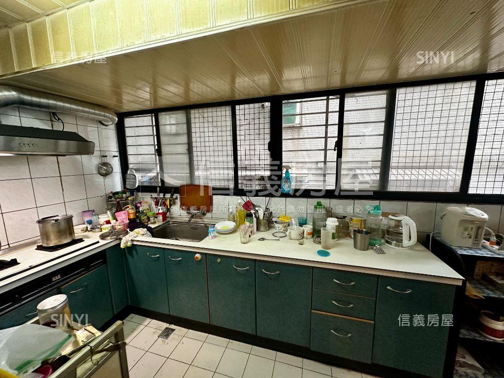 稀有大空間一樓房屋室內格局與周邊環境