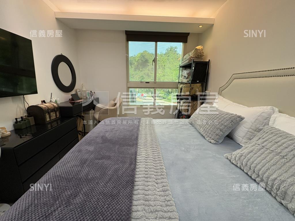 伯爵晶鑽美２房房屋室內格局與周邊環境