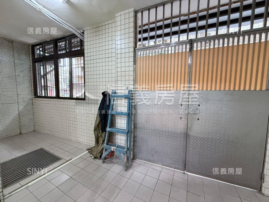 景興路５３巷方正１Ｆ房屋室內格局與周邊環境