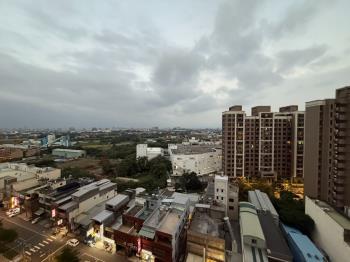 南勢指標精美三房車位