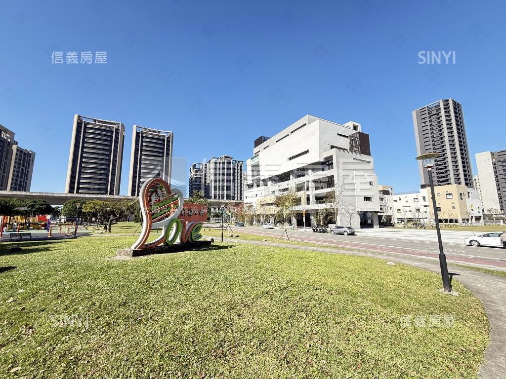八擴稀有商業區大地坪透店房屋室內格局與周邊環境