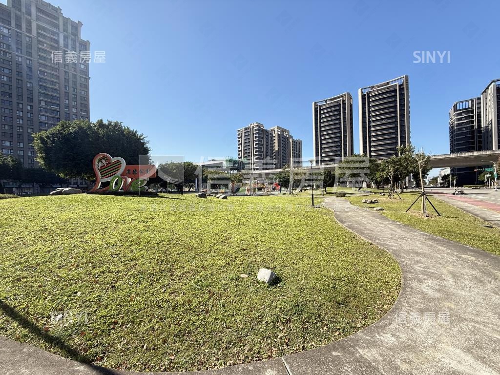 八擴稀有商業區大地坪透店房屋室內格局與周邊環境