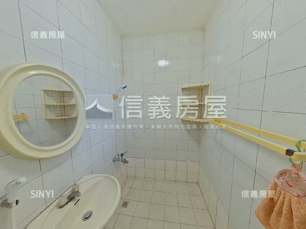 楠梓巷弄近商圈溫馨大四房房屋室內格局與周邊環境
