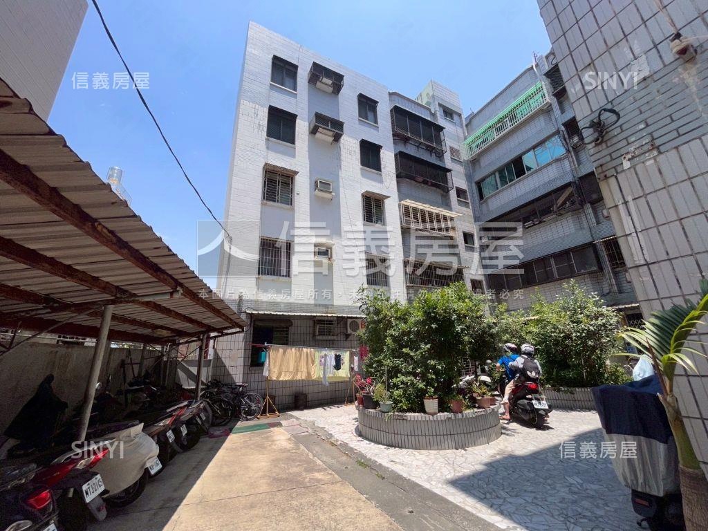 楠梓巷弄近商圈溫馨大四房房屋室內格局與周邊環境