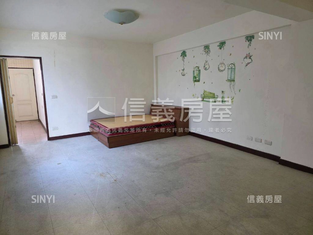 面公園捷運公寓房屋室內格局與周邊環境