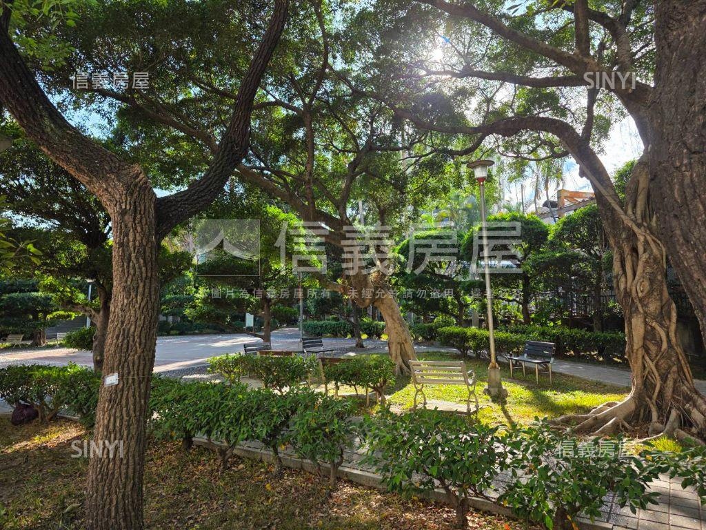 面公園捷運公寓房屋室內格局與周邊環境