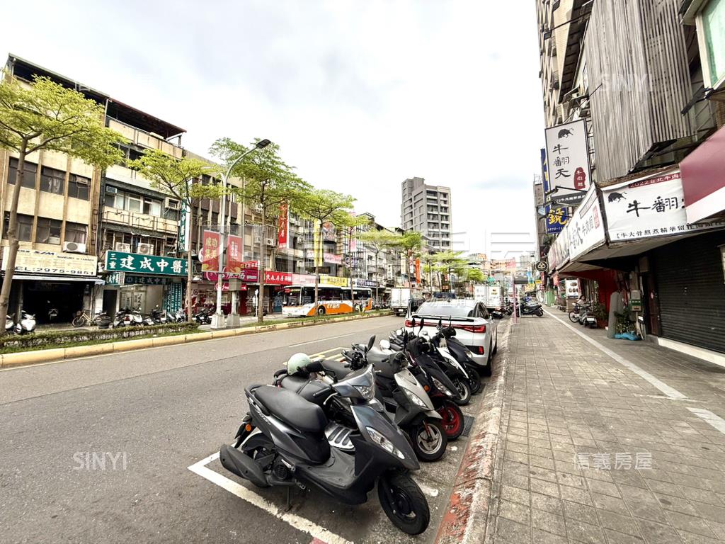 正三和路捷運置產黃金２樓房屋室內格局與周邊環境