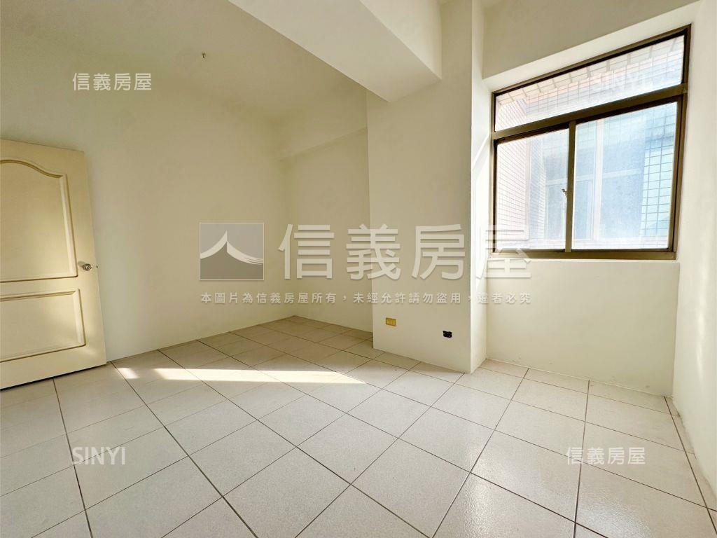 近文藻大坪數高樓五房房屋室內格局與周邊環境