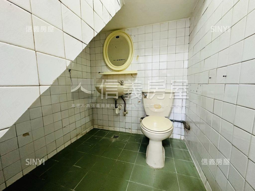 近市政段重劃區活巷美透天房屋室內格局與周邊環境