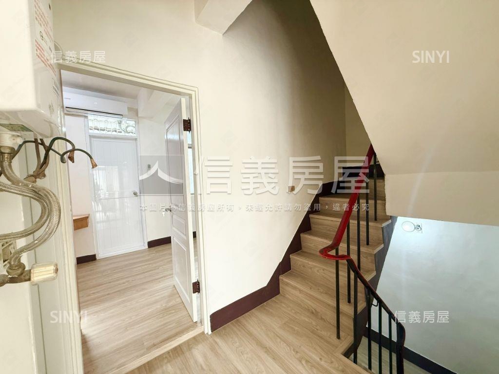 近市政段重劃區活巷美透天房屋室內格局與周邊環境