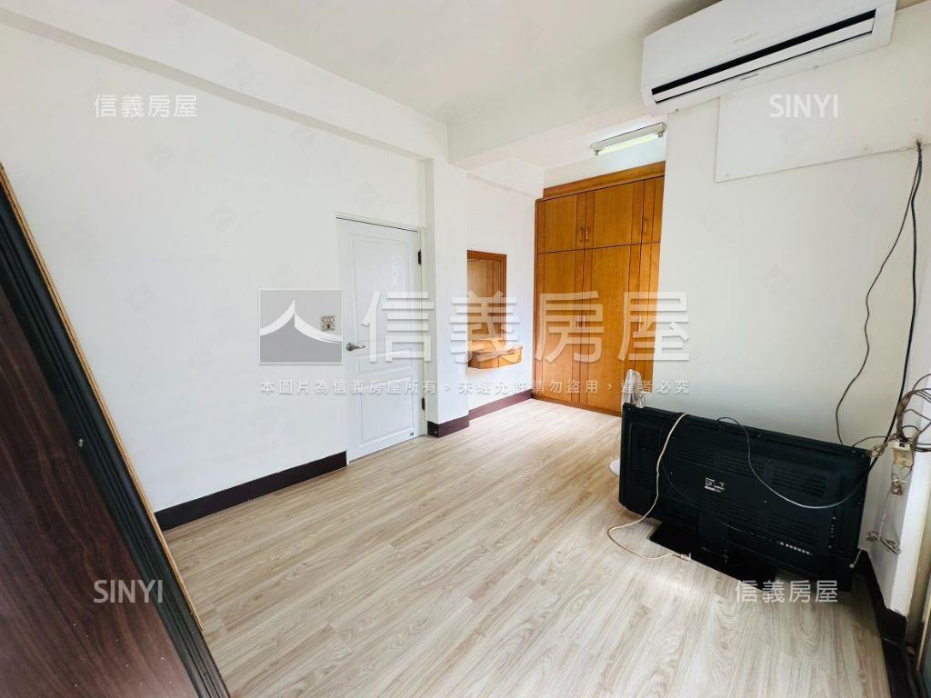 近市政段重劃區活巷美透天房屋室內格局與周邊環境