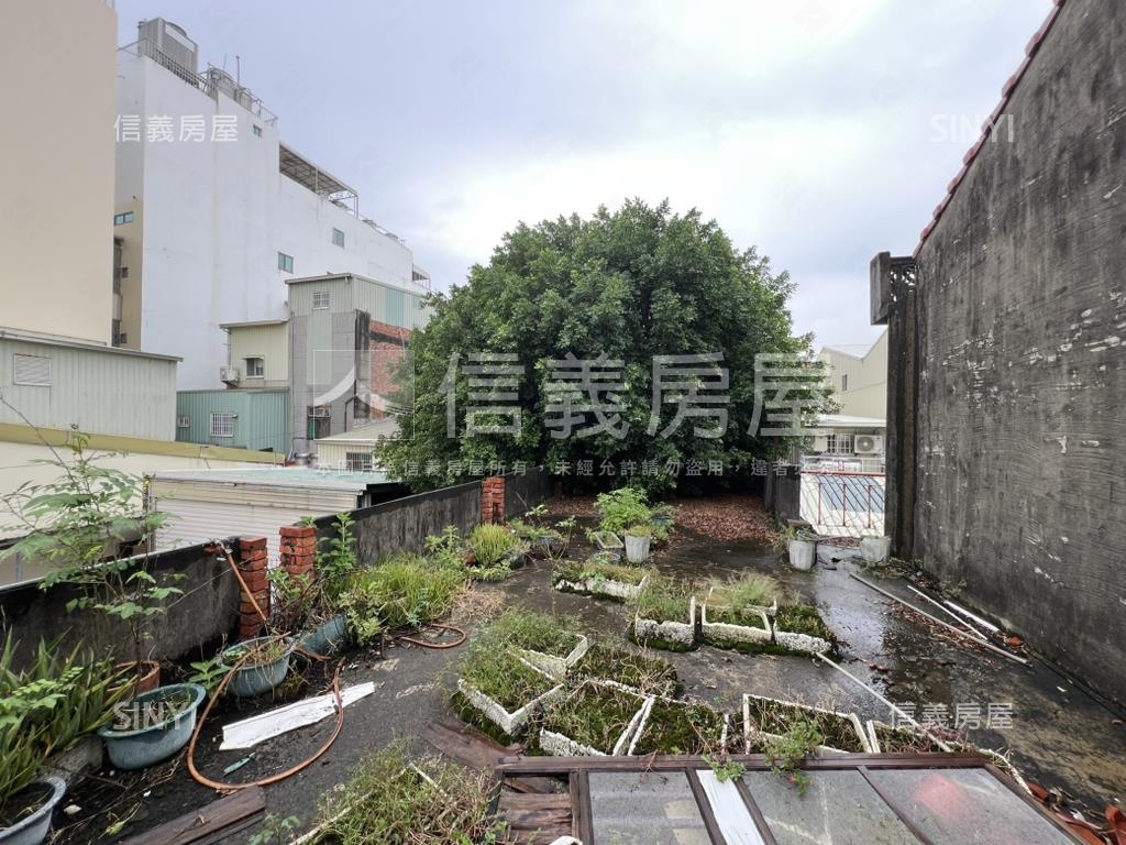 近歸仁圓環商業區土地房屋室內格局與周邊環境