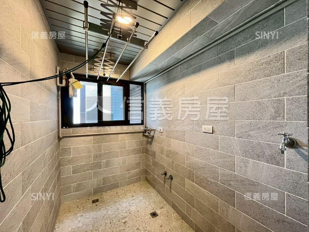 弘文旁！久樘臻悅三房平車房屋室內格局與周邊環境