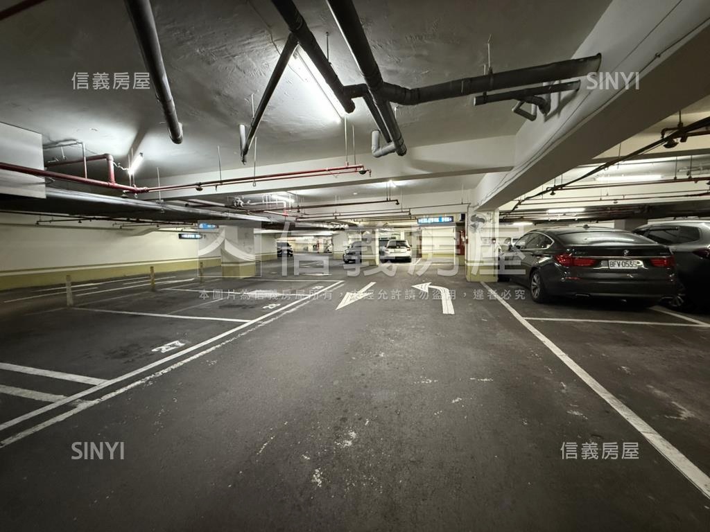 專約南京世紀Ｂ２大車位房屋室內格局與周邊環境