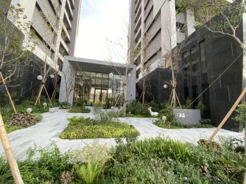 全新邊間漢宇琢森挑高店面
