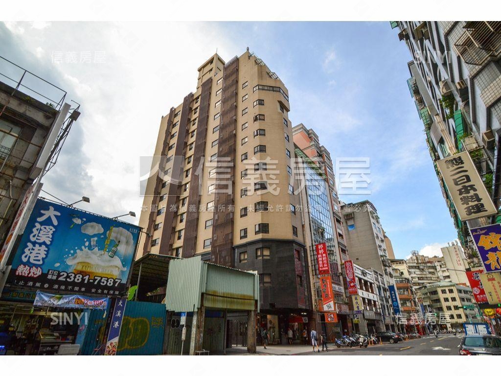 近捷運景觀時尚大器客廳房屋室內格局與周邊環境