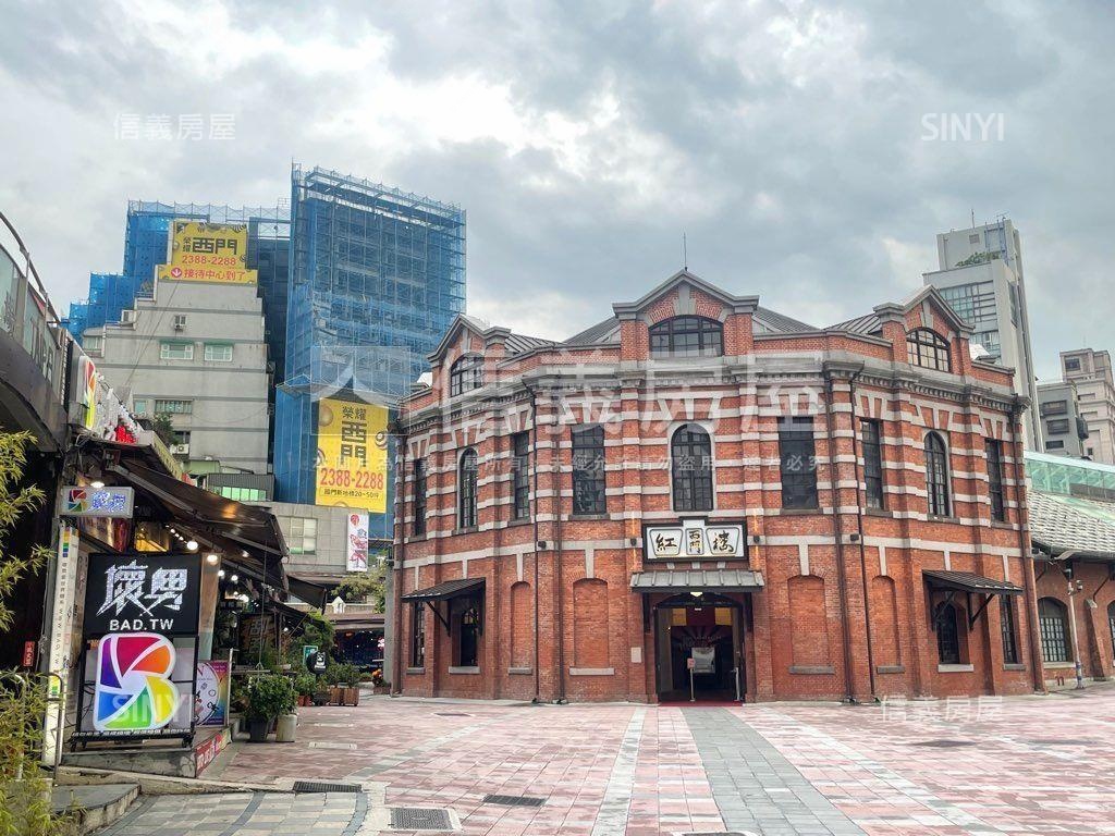近捷運景觀時尚大器客廳房屋室內格局與周邊環境