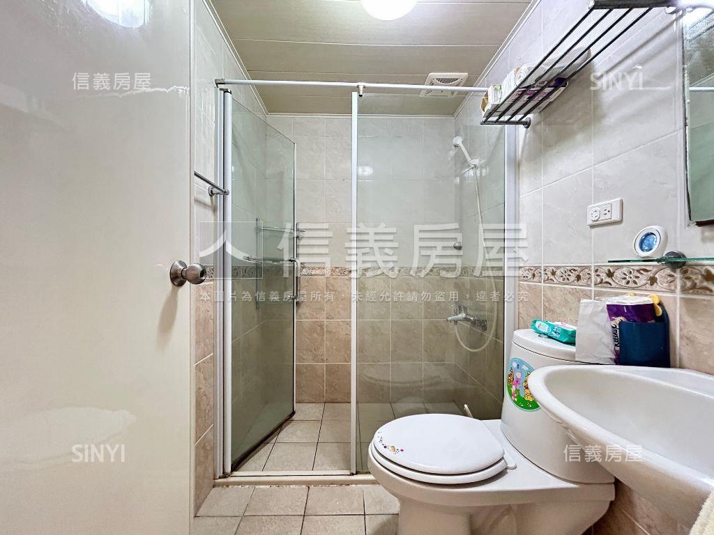 震後太子龍高樓三房附車位房屋室內格局與周邊環境