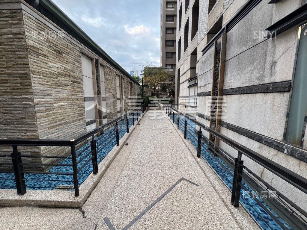 震後太子龍高樓三房附車位房屋室內格局與周邊環境