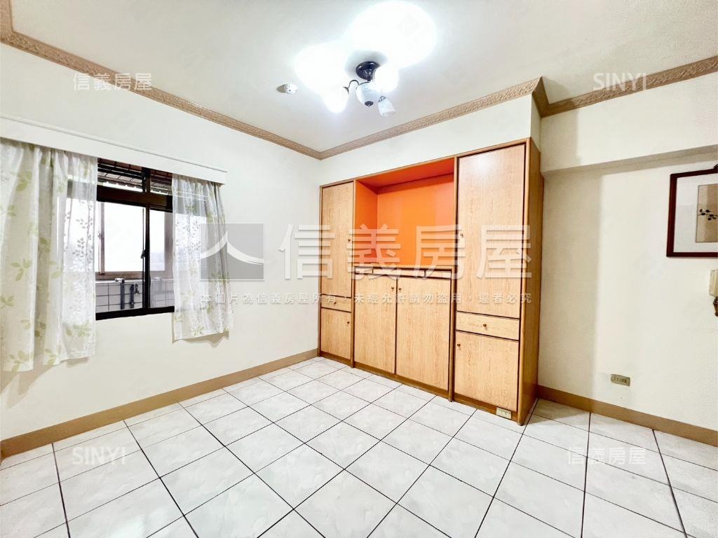 近海山站三房附車位房屋室內格局與周邊環境