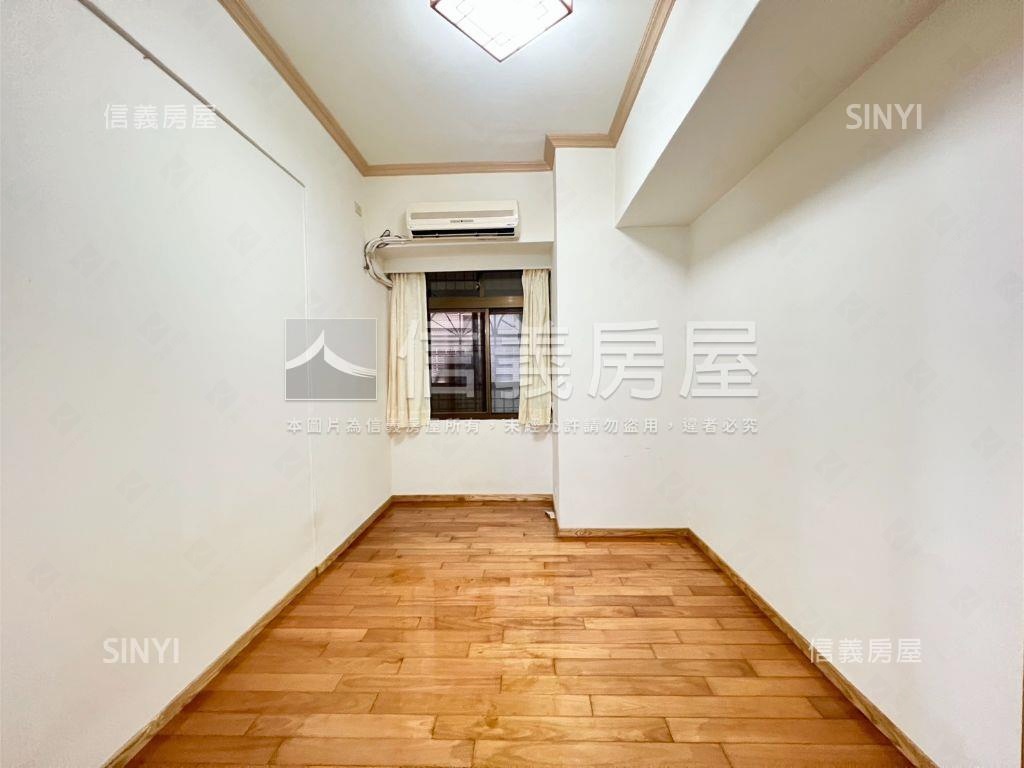 近海山站三房附車位房屋室內格局與周邊環境