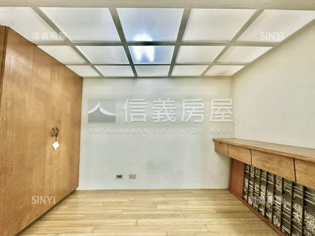 北區火車站周邊電梯美三房房屋室內格局與周邊環境