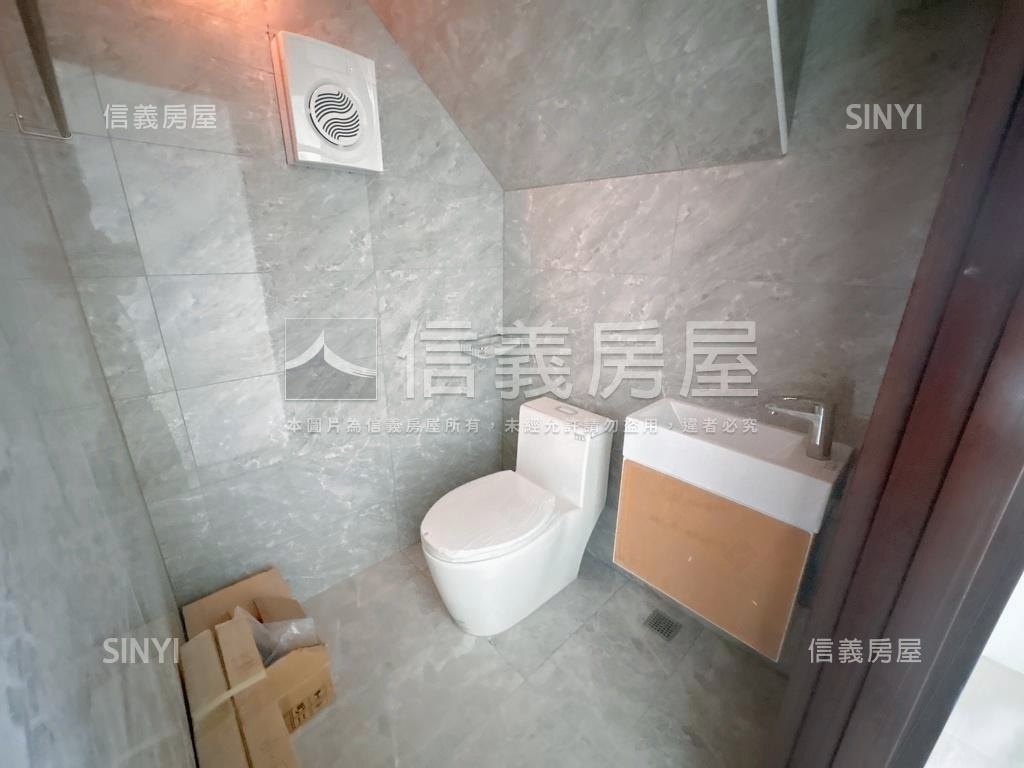 全新完工超值朝南臨路墅Ｃ房屋室內格局與周邊環境
