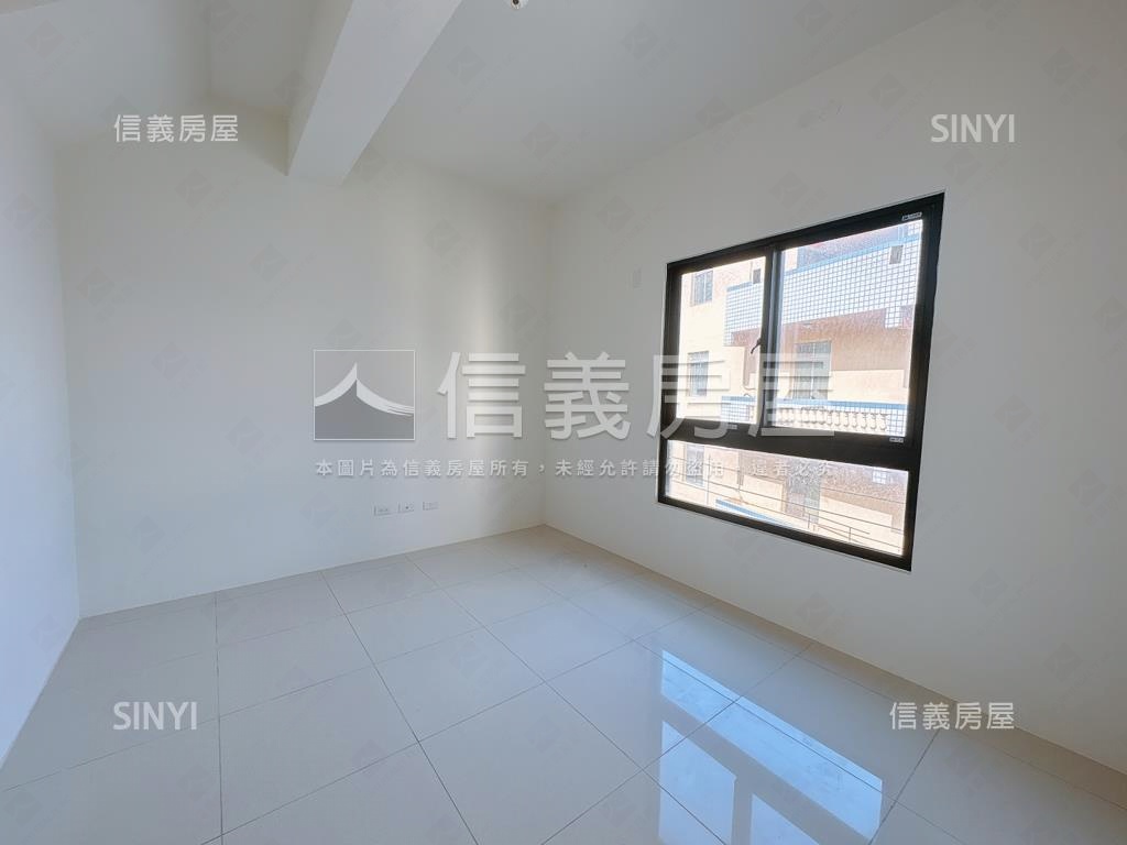 全新完工超值朝南臨路墅Ｃ房屋室內格局與周邊環境