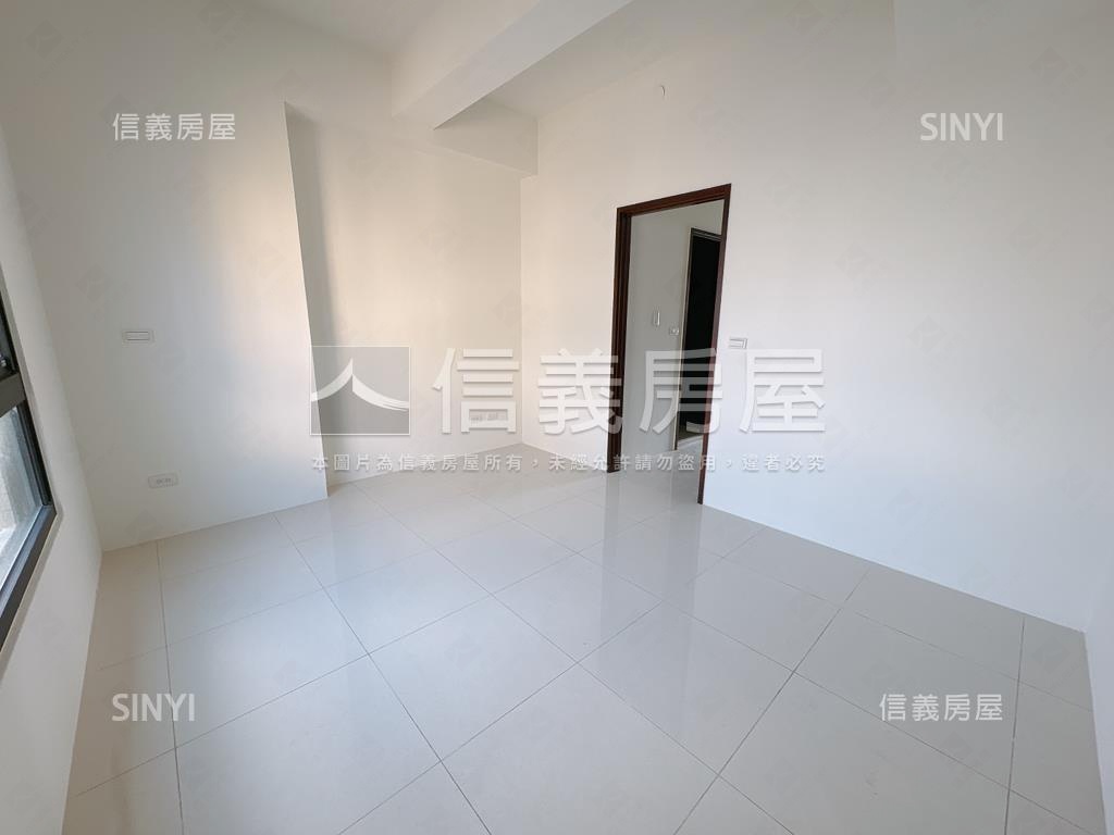 全新完工超值朝南臨路墅Ｃ房屋室內格局與周邊環境