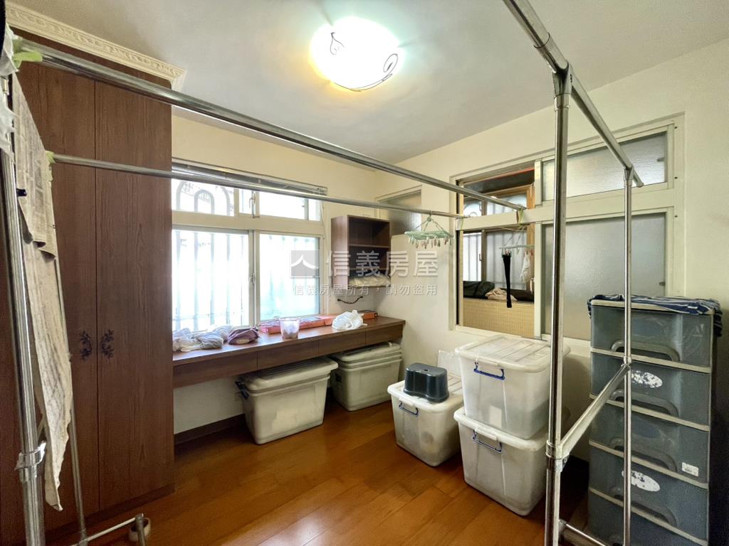 農安公園一層一戶邊間頂加房屋室內格局與周邊環境