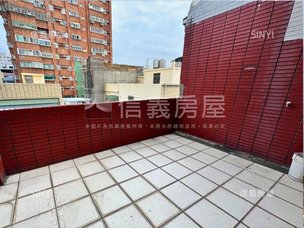 南豐街稀有釋出收租透店房屋室內格局與周邊環境