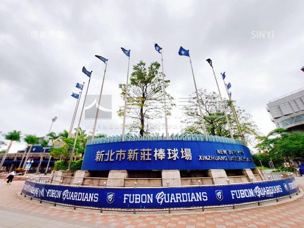 小資美妝雙面採光２房房屋室內格局與周邊環境