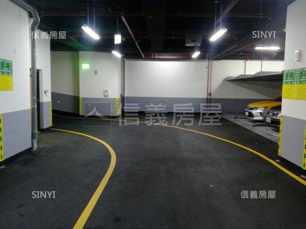 大安Ｖ●邊間高樓附車位房屋室內格局與周邊環境