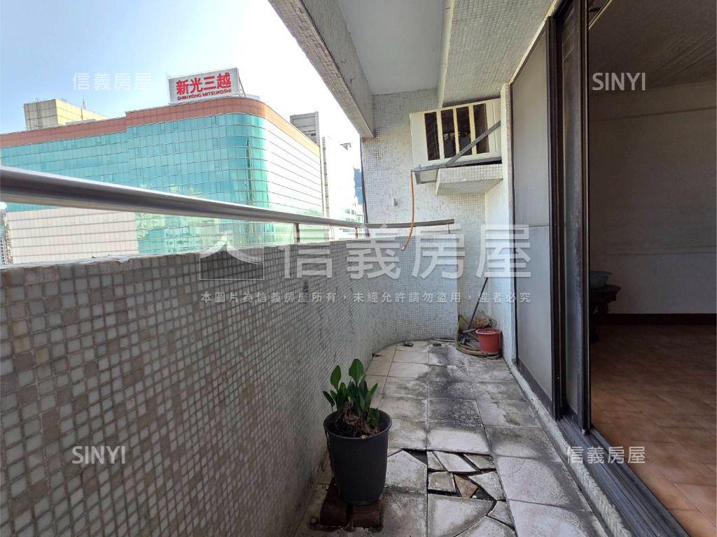 三多商圈高樓景觀三房房屋室內格局與周邊環境
