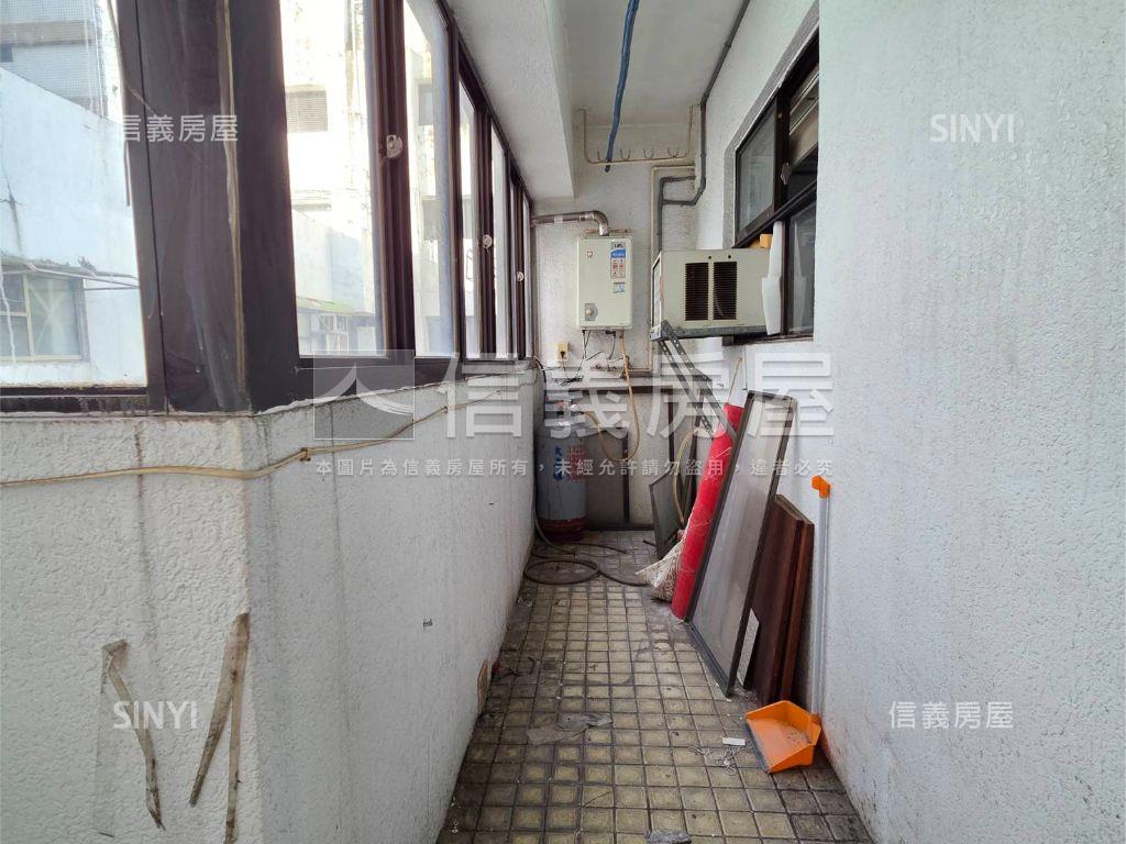 三多商圈高樓景觀三房房屋室內格局與周邊環境