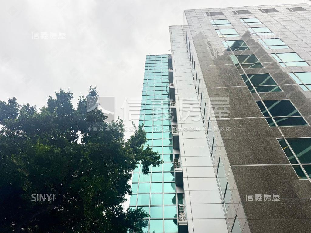 ＮＥＷ敦南景觀辦公附車位房屋室內格局與周邊環境