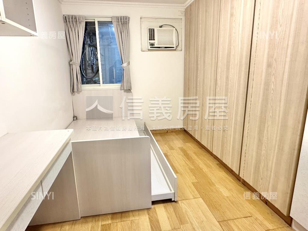 專任日光優美電梯大三房房屋室內格局與周邊環境