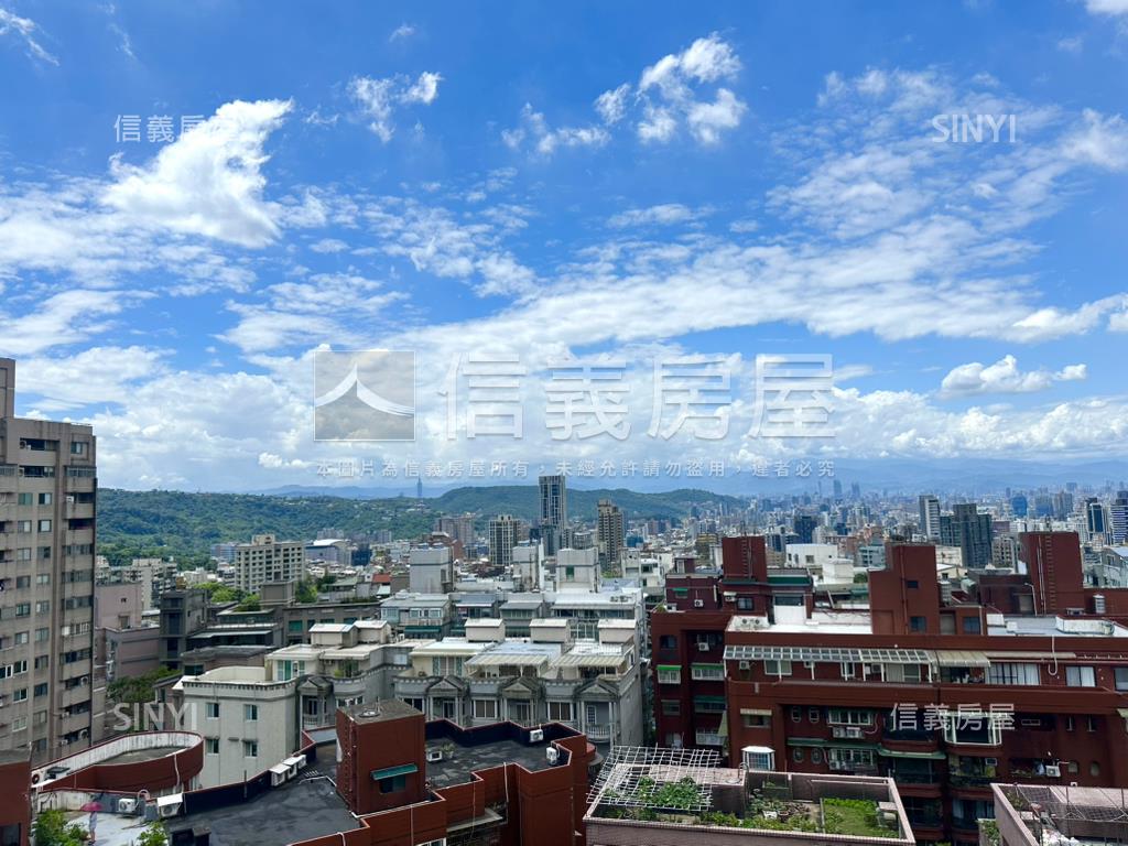 專任日光優美電梯大三房房屋室內格局與周邊環境
