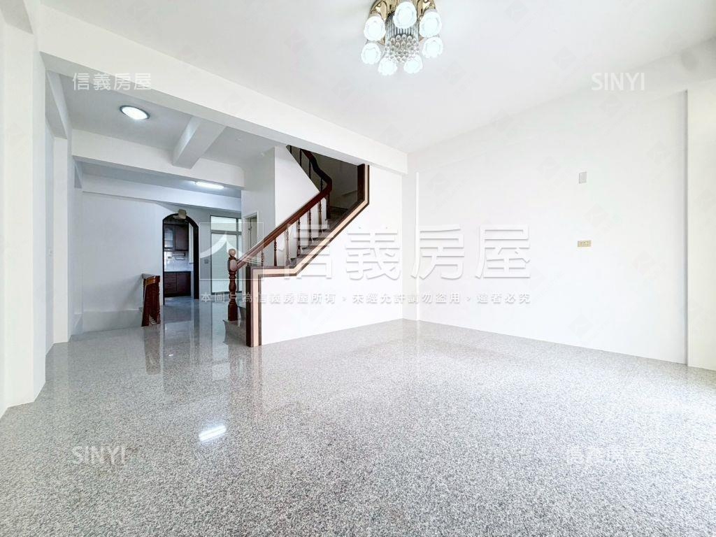 安南區｜金鑽住商合一美透房屋室內格局與周邊環境