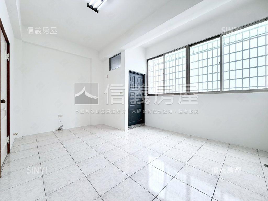 安南區｜金鑽住商合一美透房屋室內格局與周邊環境