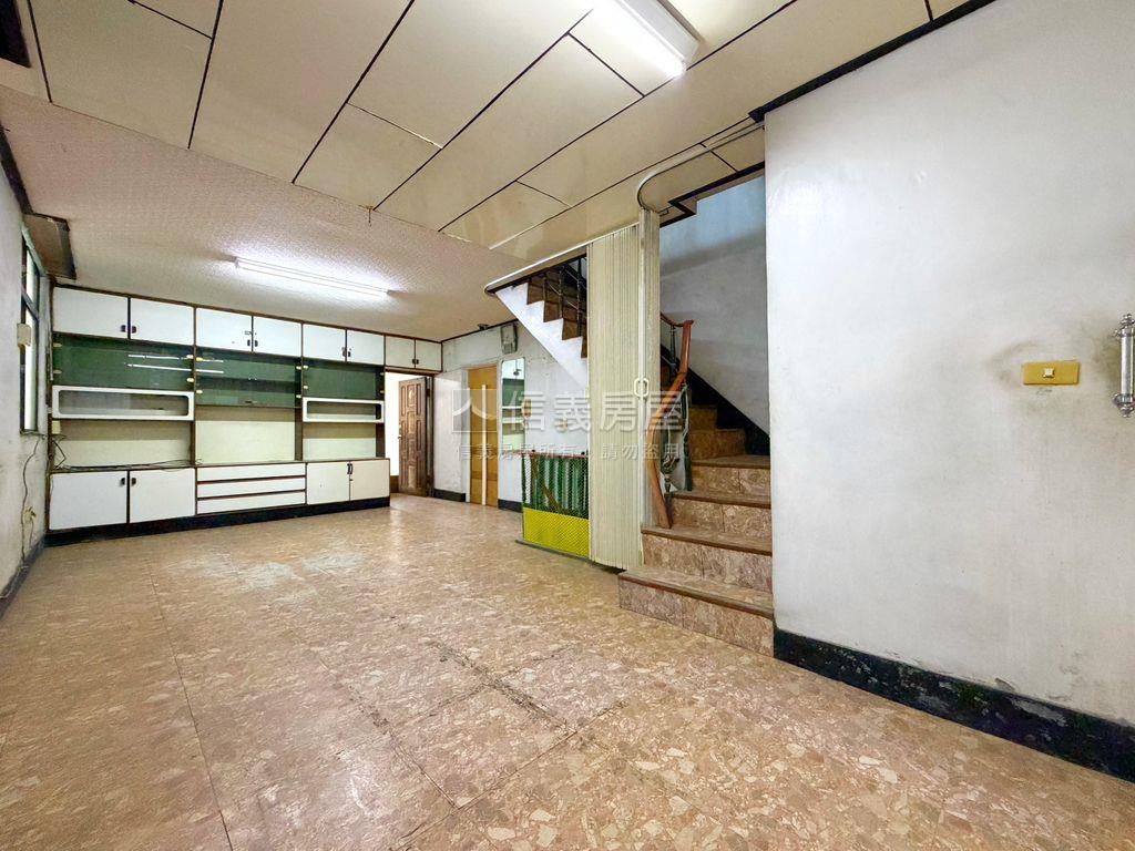 大昌商圈．小邊間正路透店房屋室內格局與周邊環境