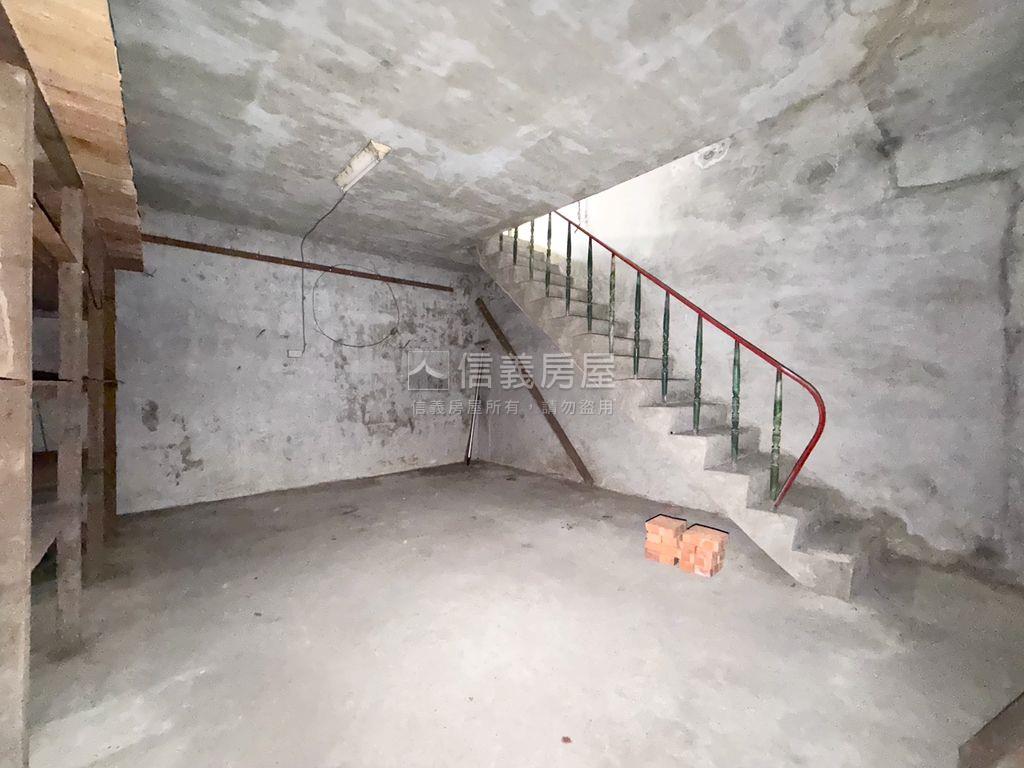 大昌商圈．小邊間正路透店房屋室內格局與周邊環境