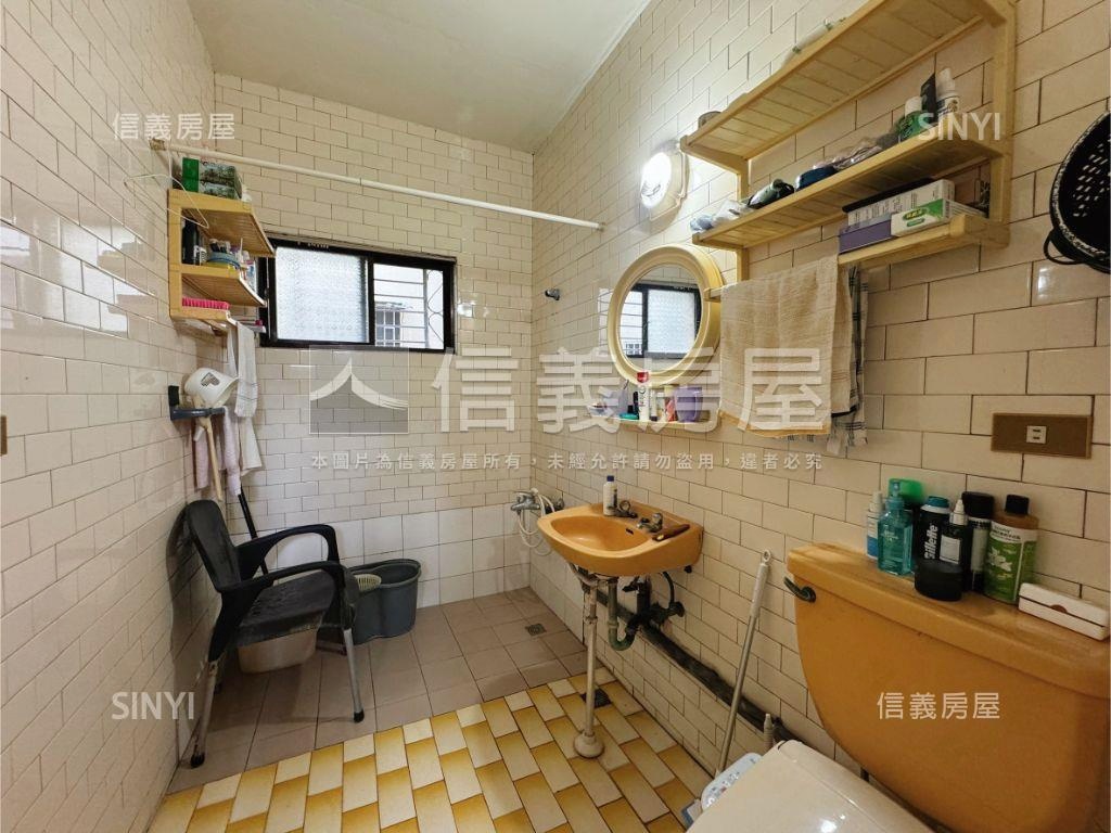 科工館輕軌旁面寬巷透房屋室內格局與周邊環境