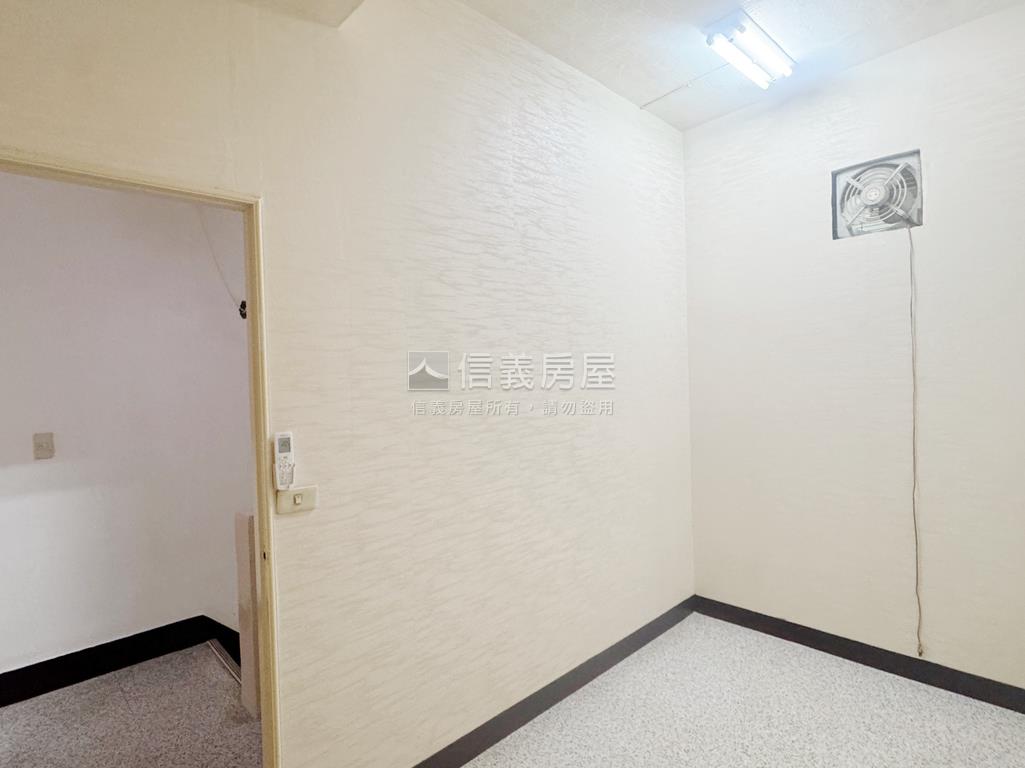 漢生東路透天房屋室內格局與周邊環境