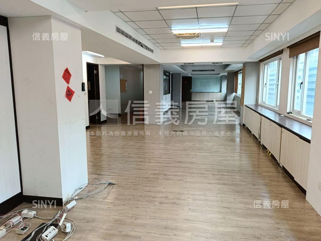 松江長安角間辦公房屋室內格局與周邊環境