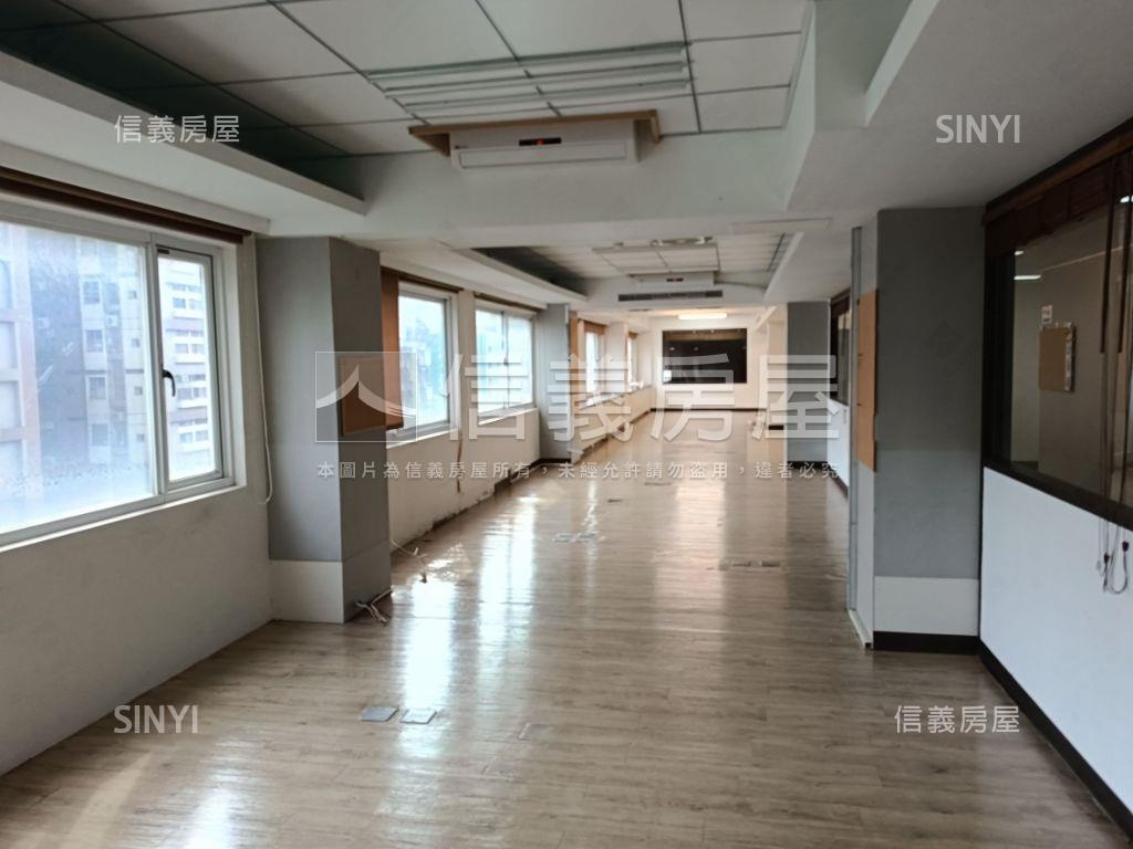 松江長安角間辦公房屋室內格局與周邊環境
