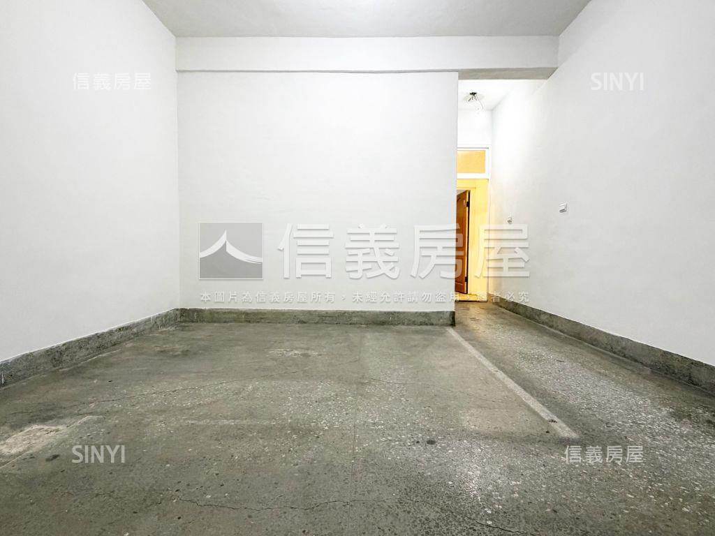 帥！太平活路透天有整理房屋室內格局與周邊環境