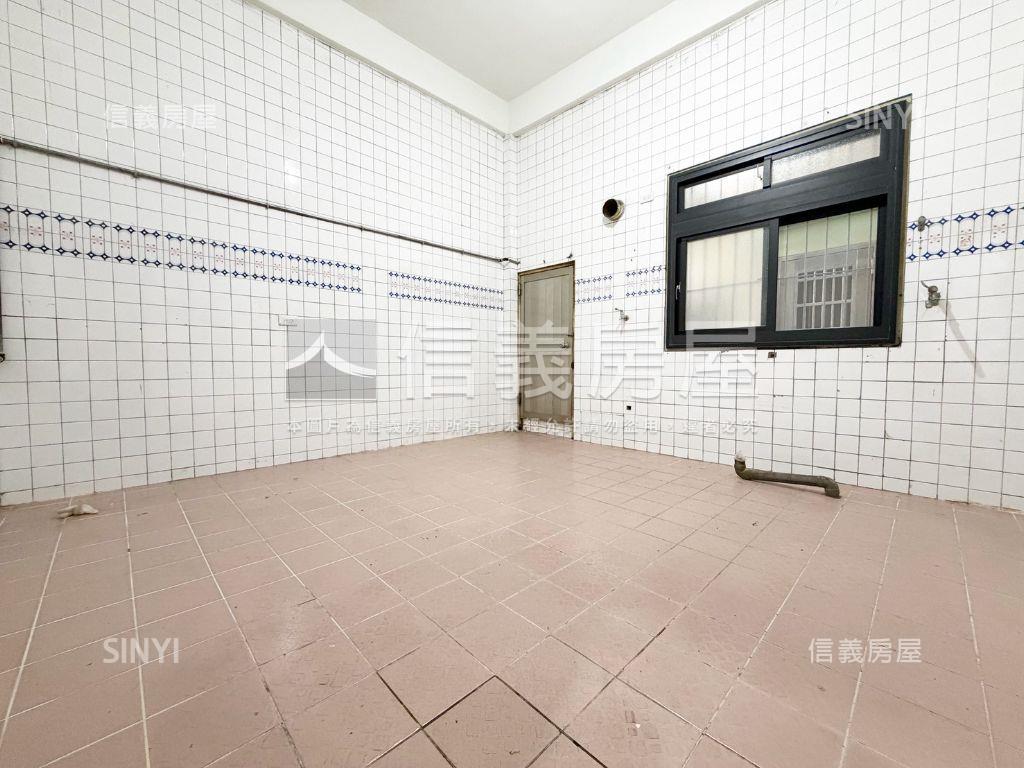 帥！太平活路透天有整理房屋室內格局與周邊環境