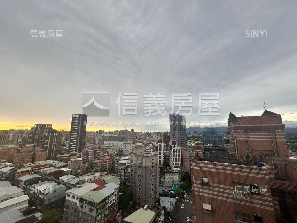 朝代大第．帝王樓中樓房屋室內格局與周邊環境
