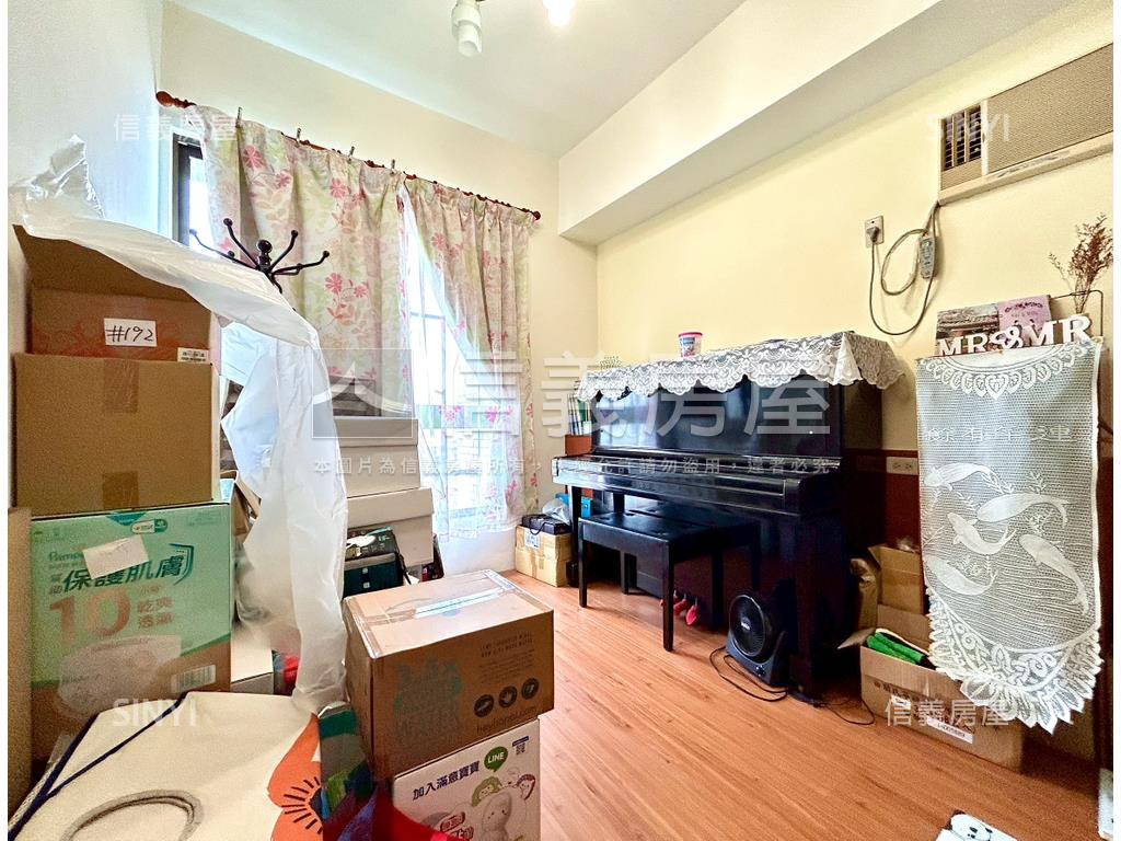 水晶鑽小資成家三房平車房屋室內格局與周邊環境